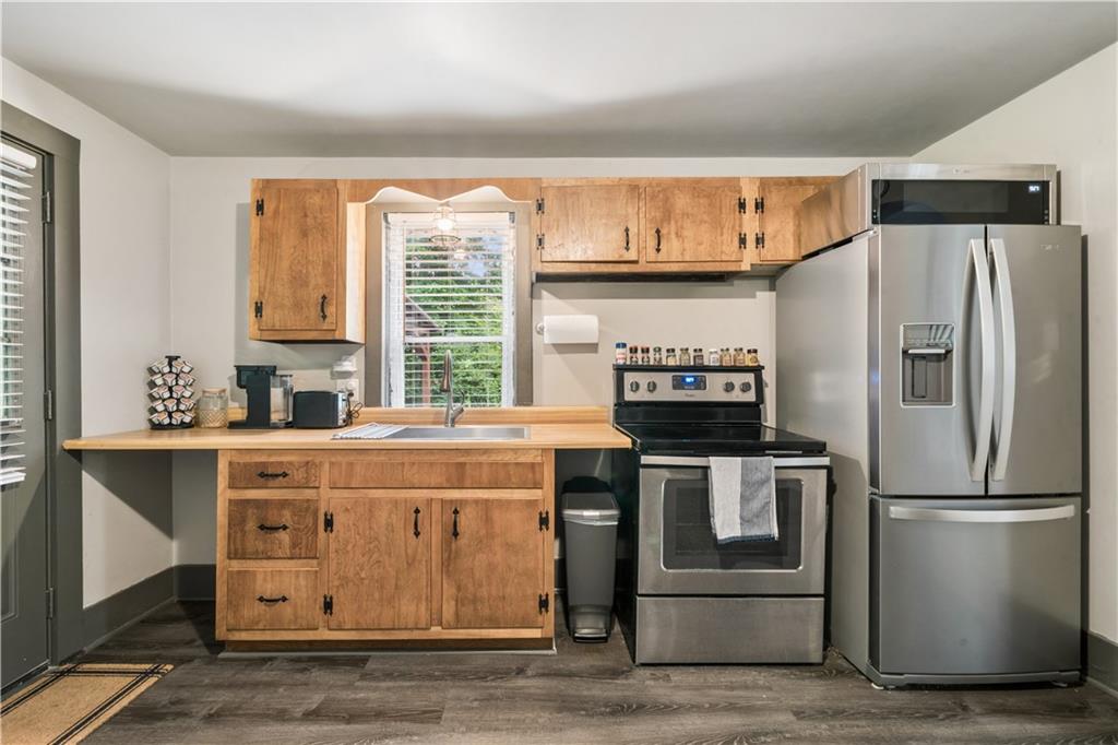 617 Pacek Road Greensburg, PA 15601 - Photo 10 of 37