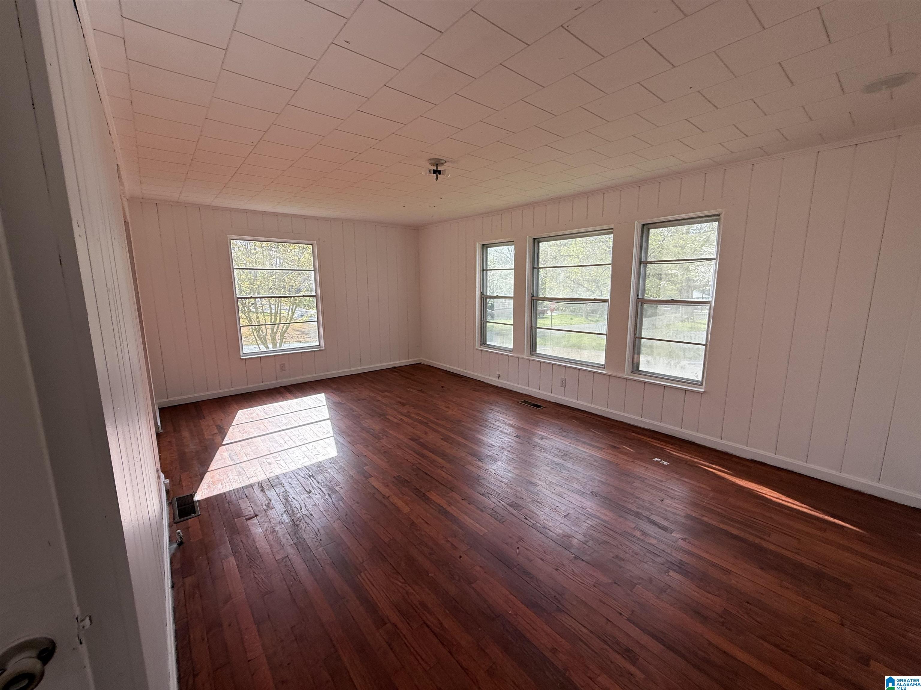 213 Adams Avenue West Oneonta, AL 35121 - Photo 18 of 23