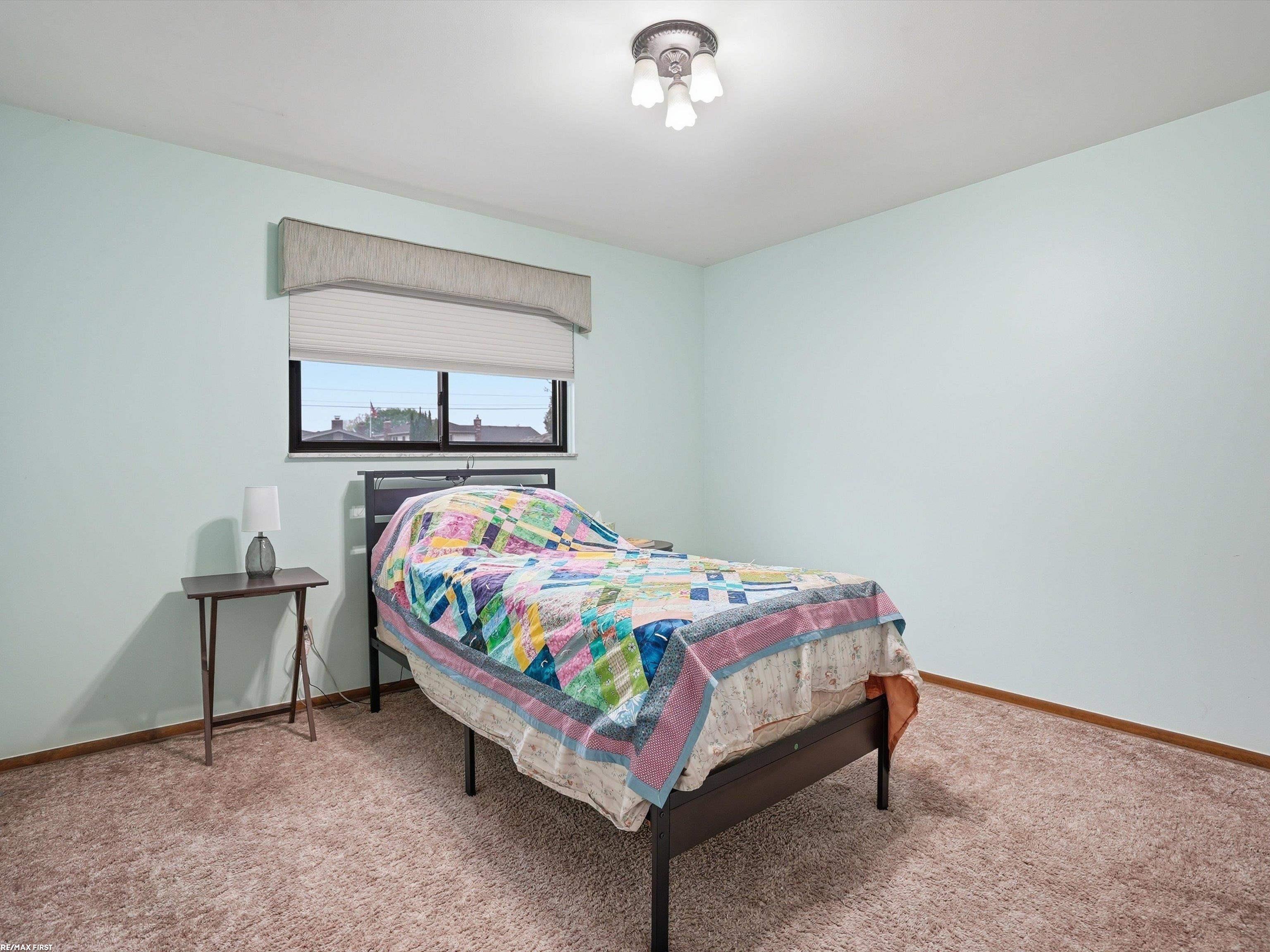 47431 Kathleen Road Macomb, MI 48044 - Photo 27 of 50