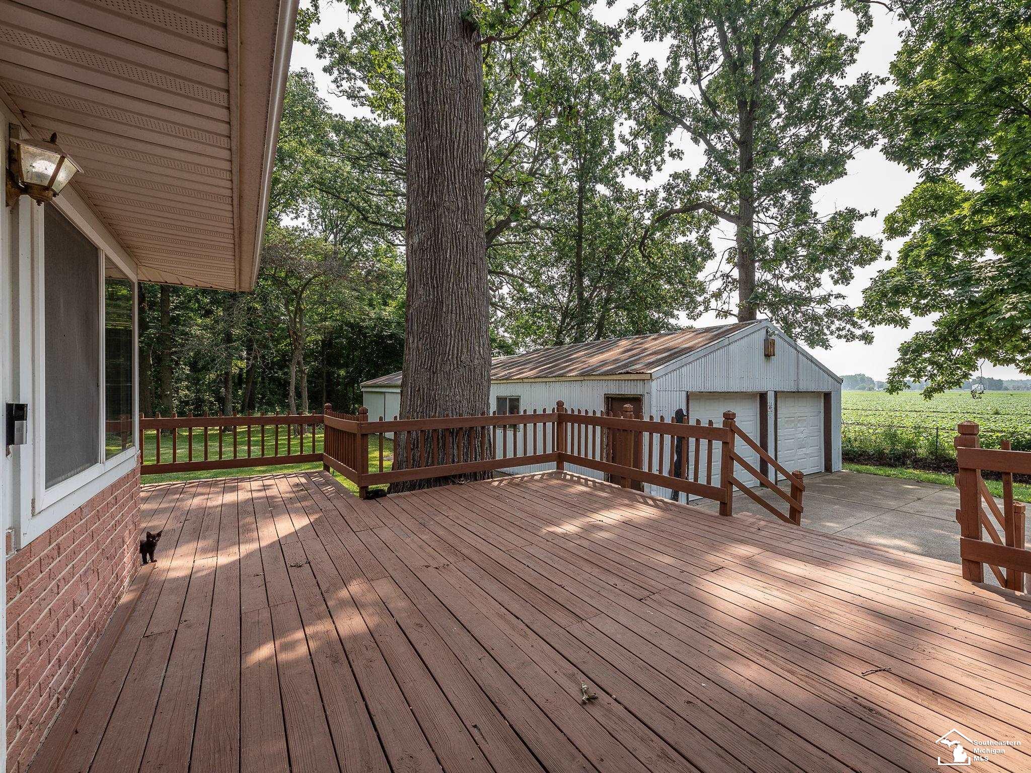 12110 Martinsville Road Carleton, MI 48117 - Photo 21 of 31 Gallery Image 21