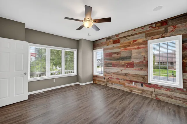 $664,000 | 302 Oakmont Street, Oregon, WI 53575