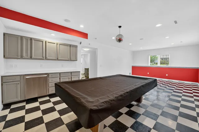 $664,000 | 302 Oakmont Street, Oregon, WI 53575