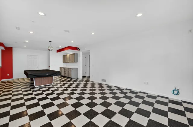 $664,000 | 302 Oakmont Street, Oregon, WI 53575