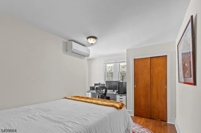 $385,000 | 37 Van Duyn Drive, Ewing, NJ 08618