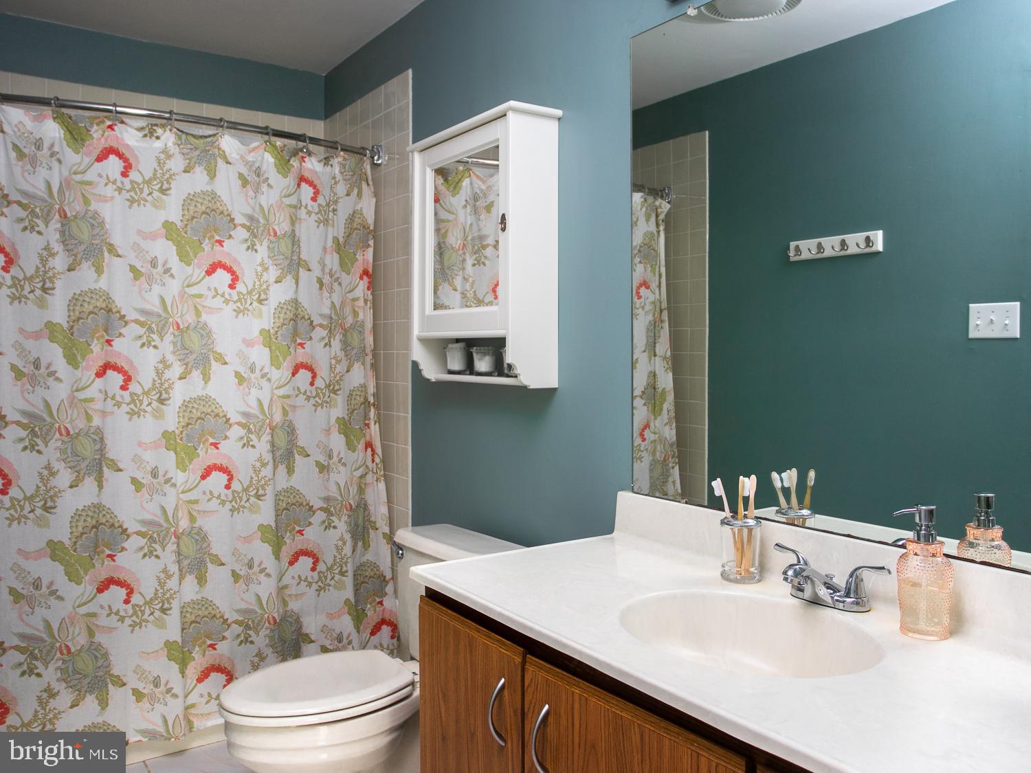 51 Country Lane Hamilton, NJ 08690 - Photo 17 of 41