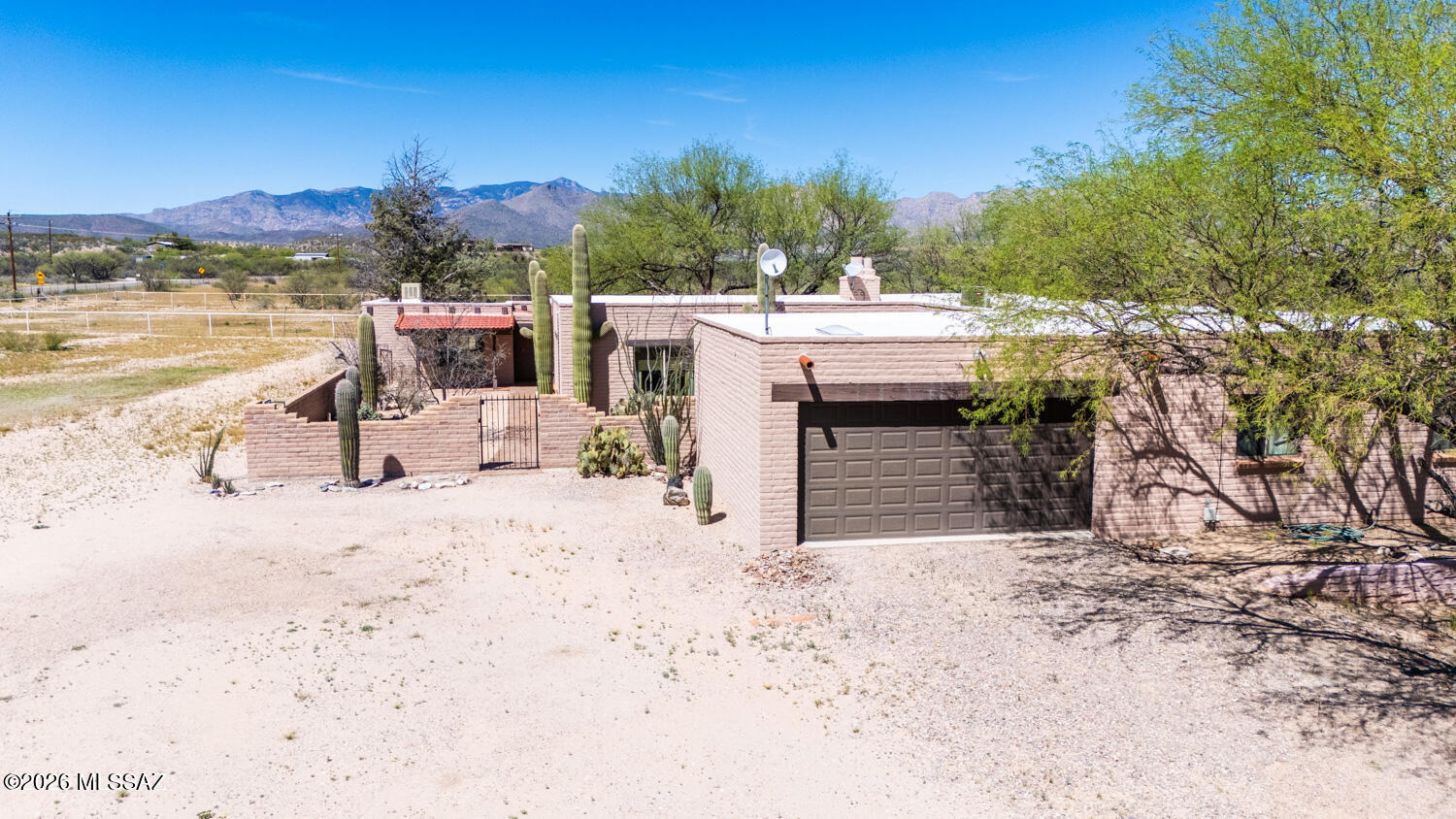 2223 North Ocotillo Road Benson, AZ 85602 - Photo 1 of 50 2223-occotillo-5