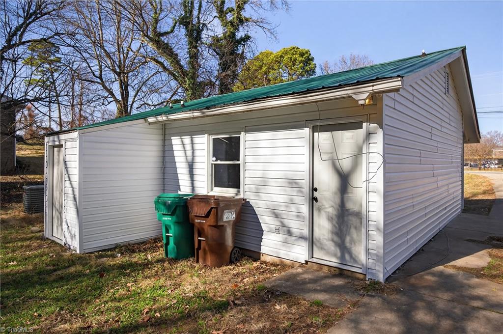 1308 Boundary Avenue High Point, NC 27260 - Photo 21 of 24