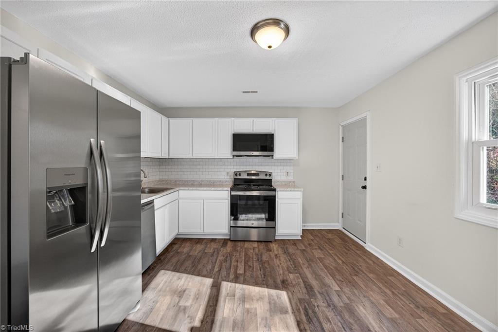 1308 Boundary Avenue High Point, NC 27260 - Photo 8 of 24