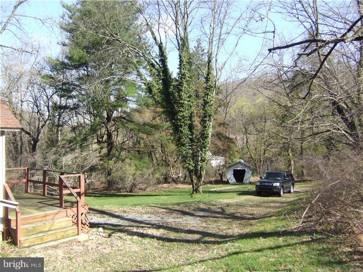 469 Aldham Road Phoenixville, PA 19460 - Photo 3 of 7 Gallery Image 3