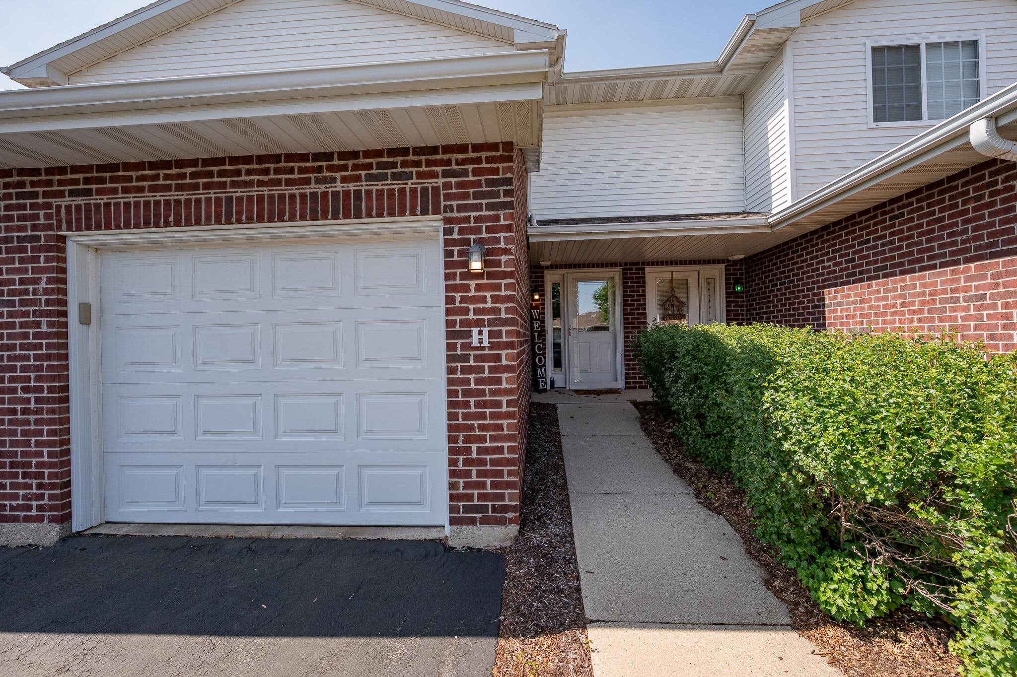 1909 Riverside Drive, Unit H Green Bay, WI 54313 - Photo 43 of 51