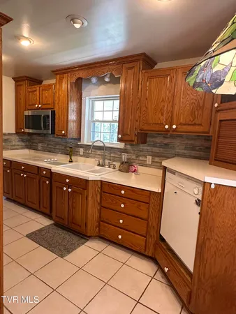 $179,000 | 7727 Swords Creek Road, Swords Creek, VA 24649