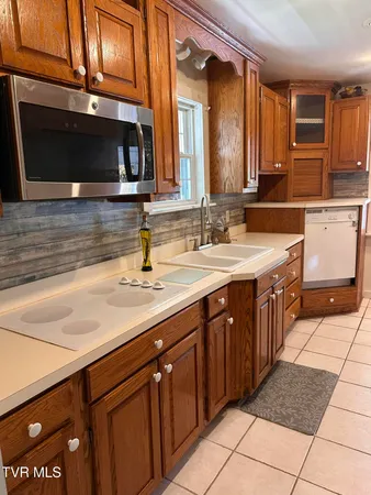 $179,000 | 7727 Swords Creek Road, Swords Creek, VA 24649