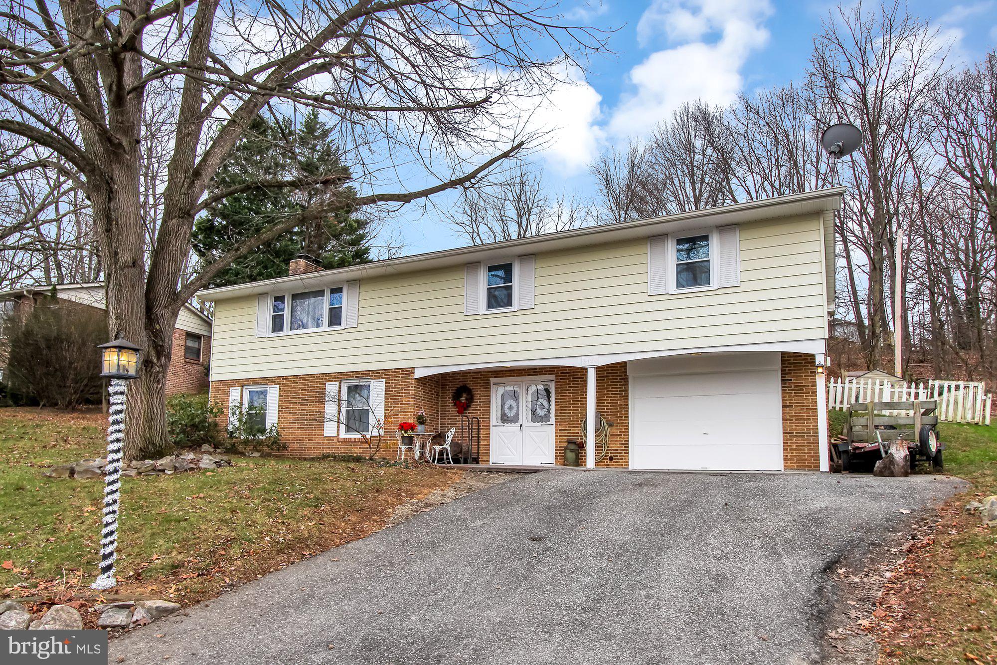 3420 Kingston Road York, PA 17402 - Photo 1 of 28 Gallery Image 1