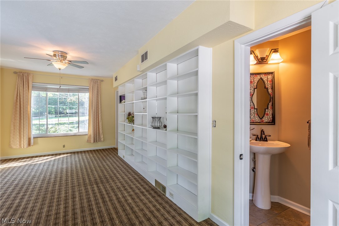 36313 Ridge Road Willoughby, OH 44094 - Photo 13 of 27 Gallery Image 13