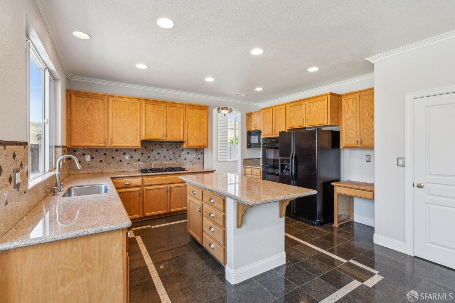 5317 Judsonville Drive Antioch, CA 94531 - Photo 14 of 64