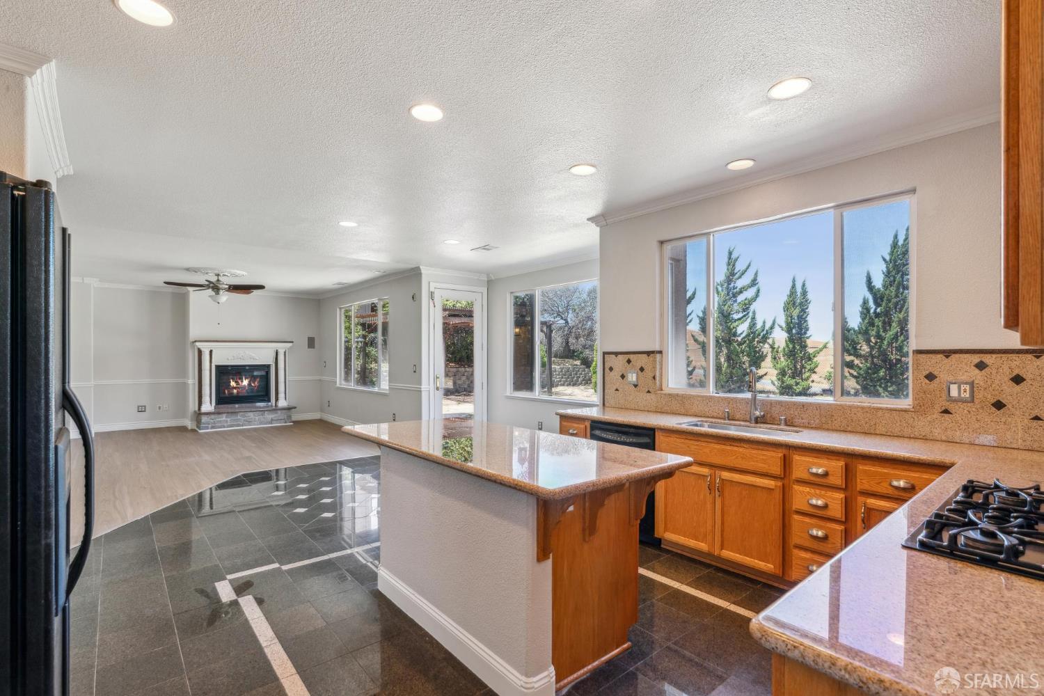 5317 Judsonville Drive Antioch, CA 94531 - Photo 16 of 64