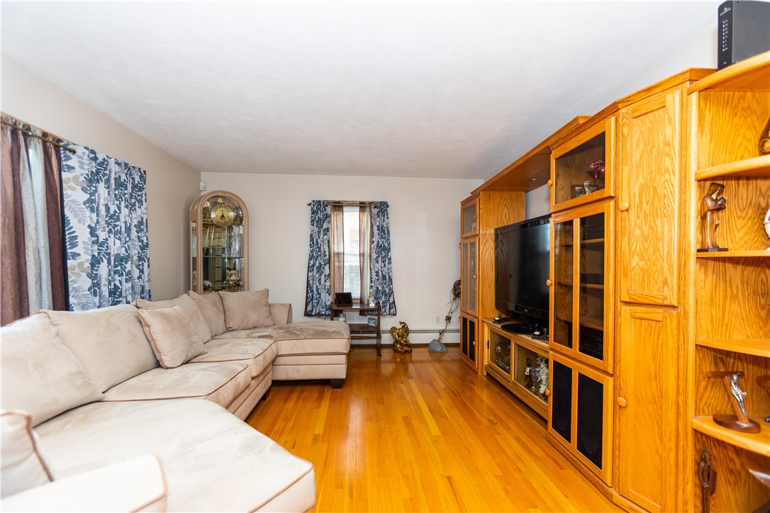 6 Sayles Hill Road Lincoln, RI 02838 - Photo 8 of 27