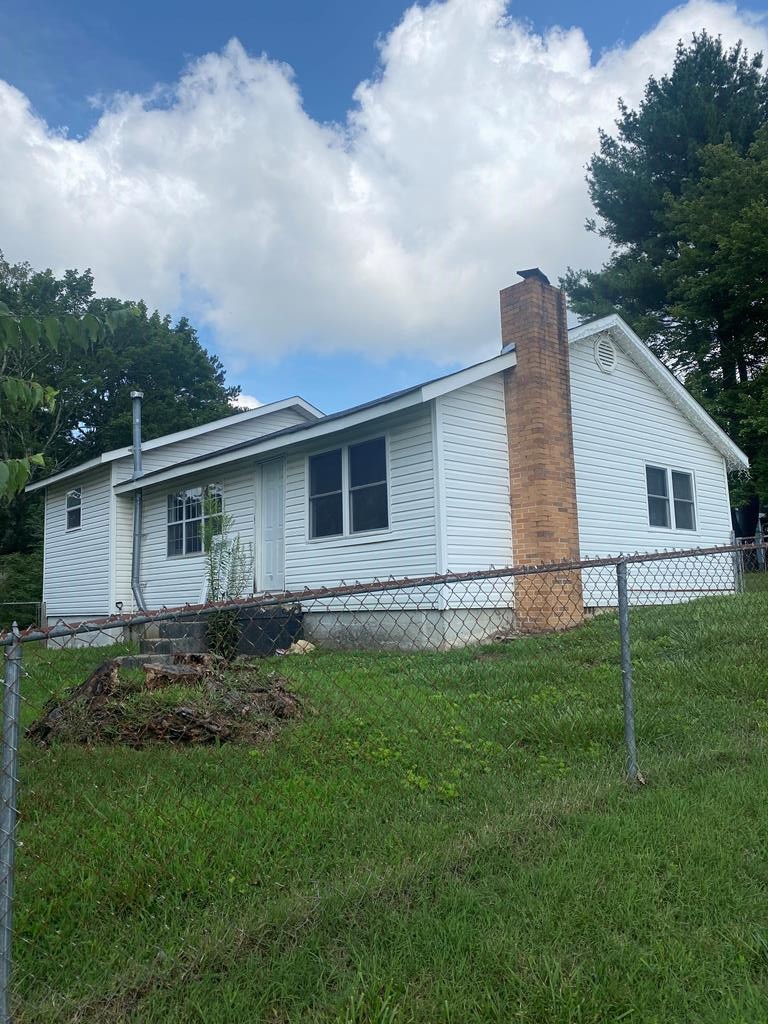 218 Riceville Road Athens, TN 37303 - Photo 1 of 4 Gallery Image 1