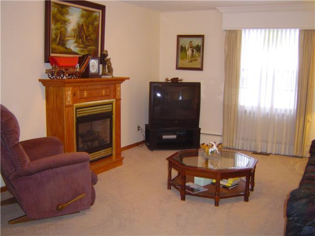 505 South Rangeline Road Anderson, IN 46012 - Photo 2 of 13 Gallery Image 2