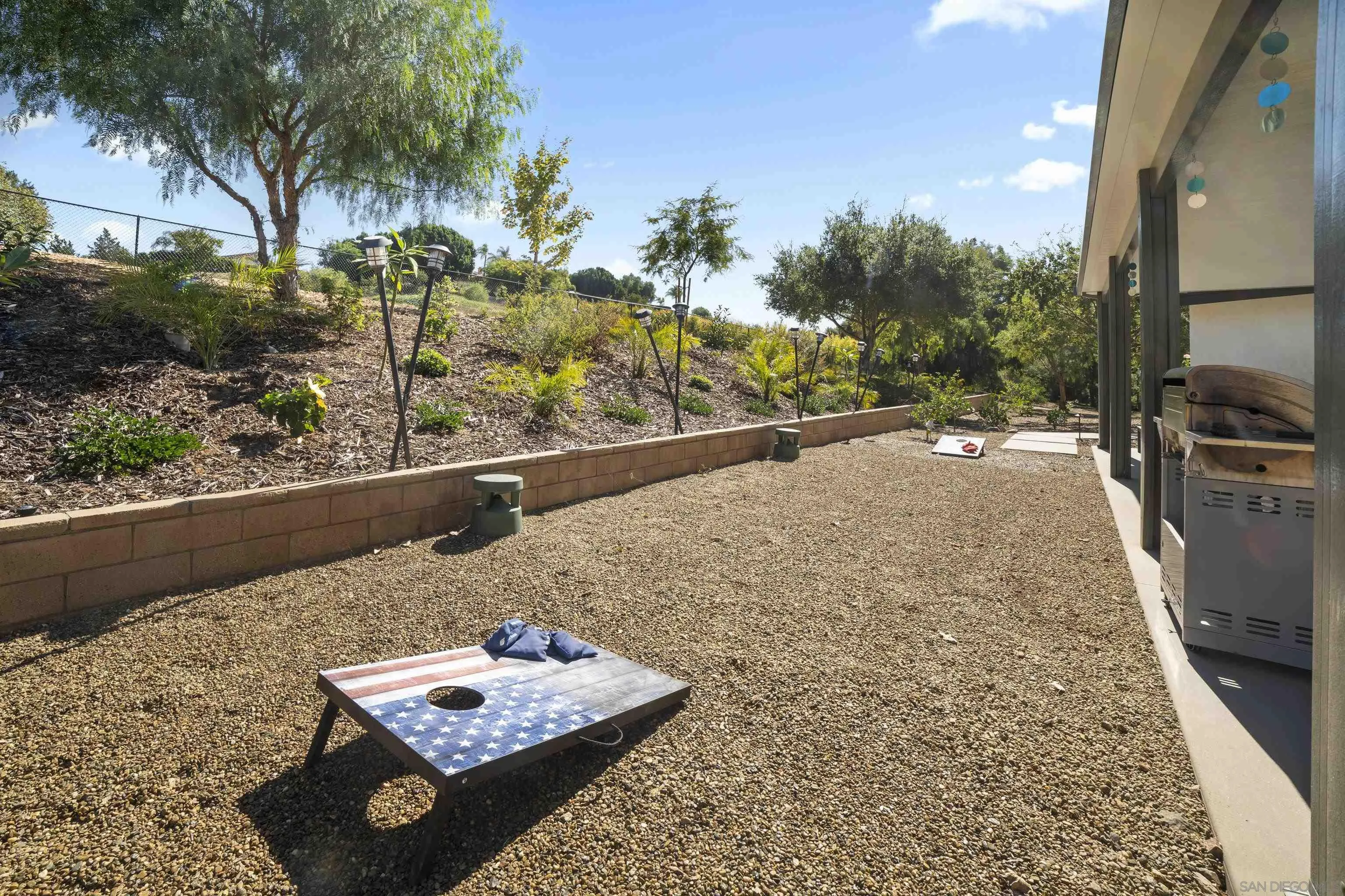4062 La Canada Road Fallbrook, CA 92028 - Photo 42 of 63 a view of a backyard with sitting area