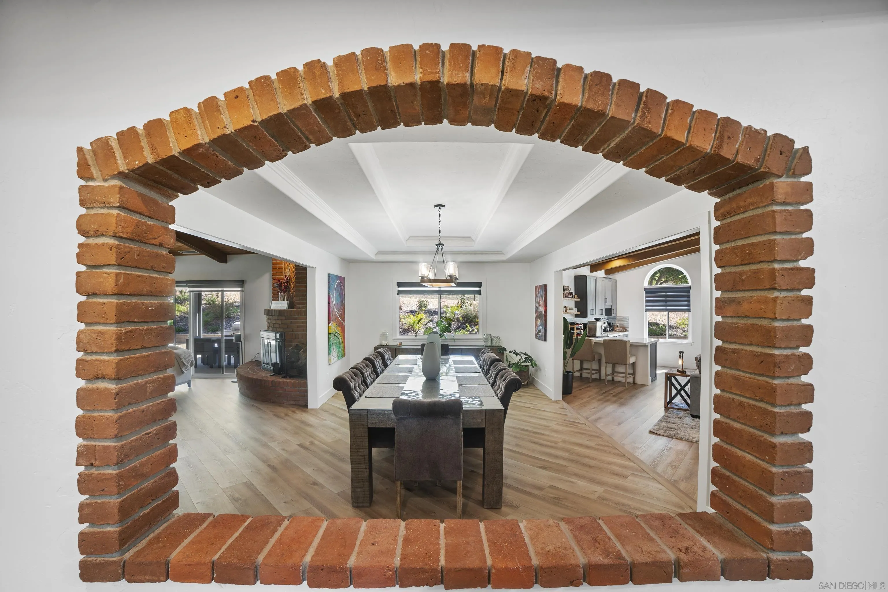 4062 La Canada Road Fallbrook, CA 92028 - Photo 7 of 63 a view of a living room and dining room