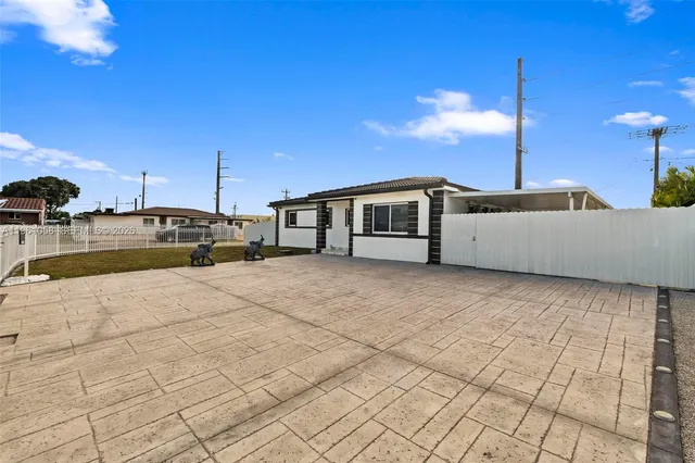 $3,500 | 8300 Northwest 35th Place, Miami, FL 33147