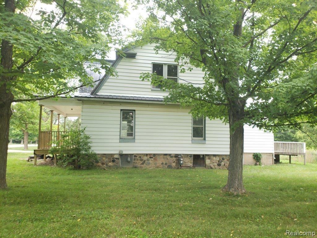 2028 Mitchell Lake Road Attica, MI 48412 - Photo 6 of 27 South Side