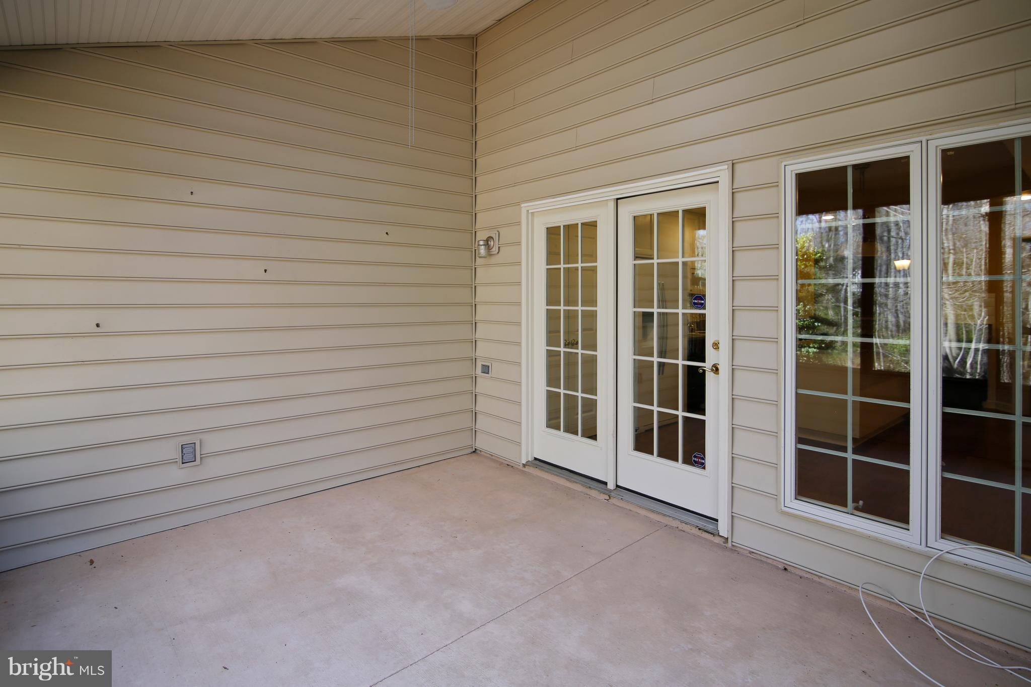 378 Colony Point Place Edgewater, MD 21037 - Photo 23 of 30 Exterior (Rear)