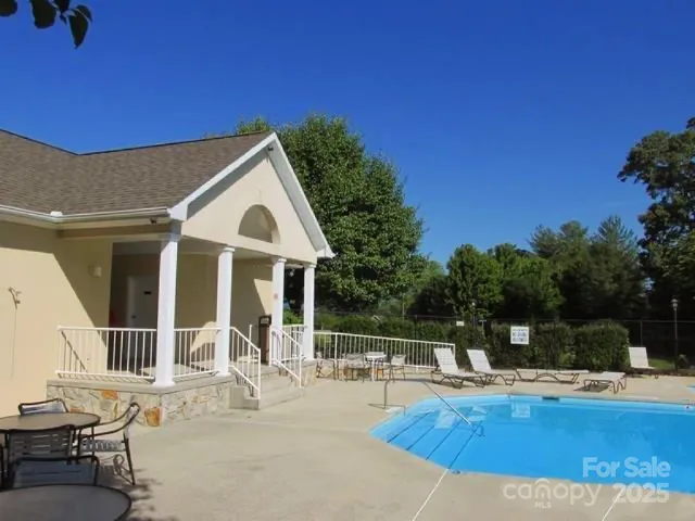 $114,900 | 1504 Brentwood Place, Morganton, NC 28655