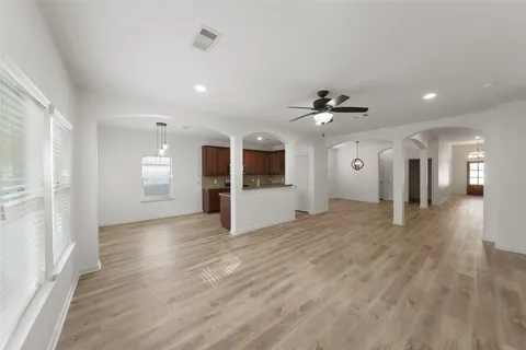 $289,900 | 438 Oak Gate Drive, Conroe, TX 77304