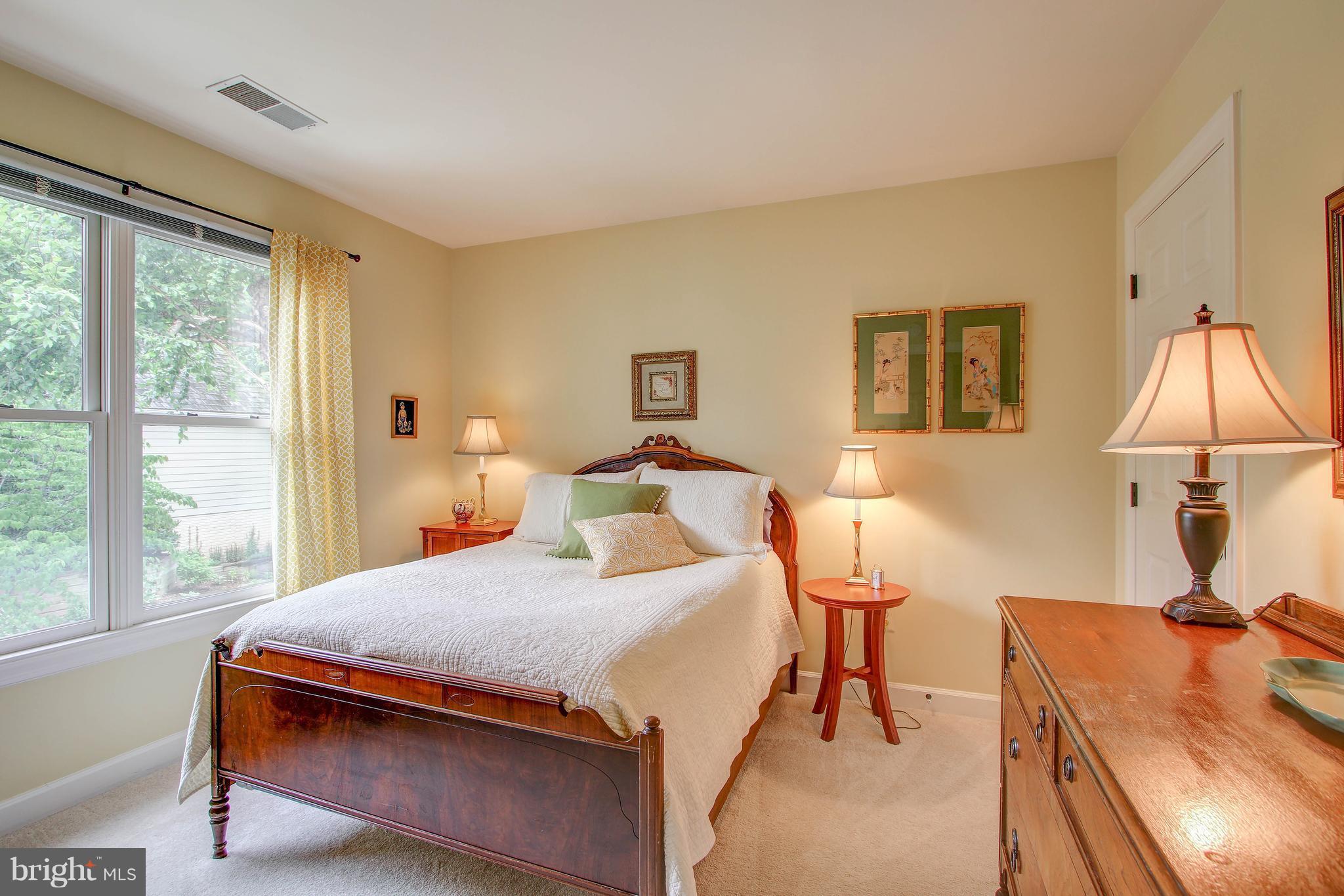 322 Tschiffely Square Road Gaithersburg, MD 20878 - Photo 21 of 30 Bedroom