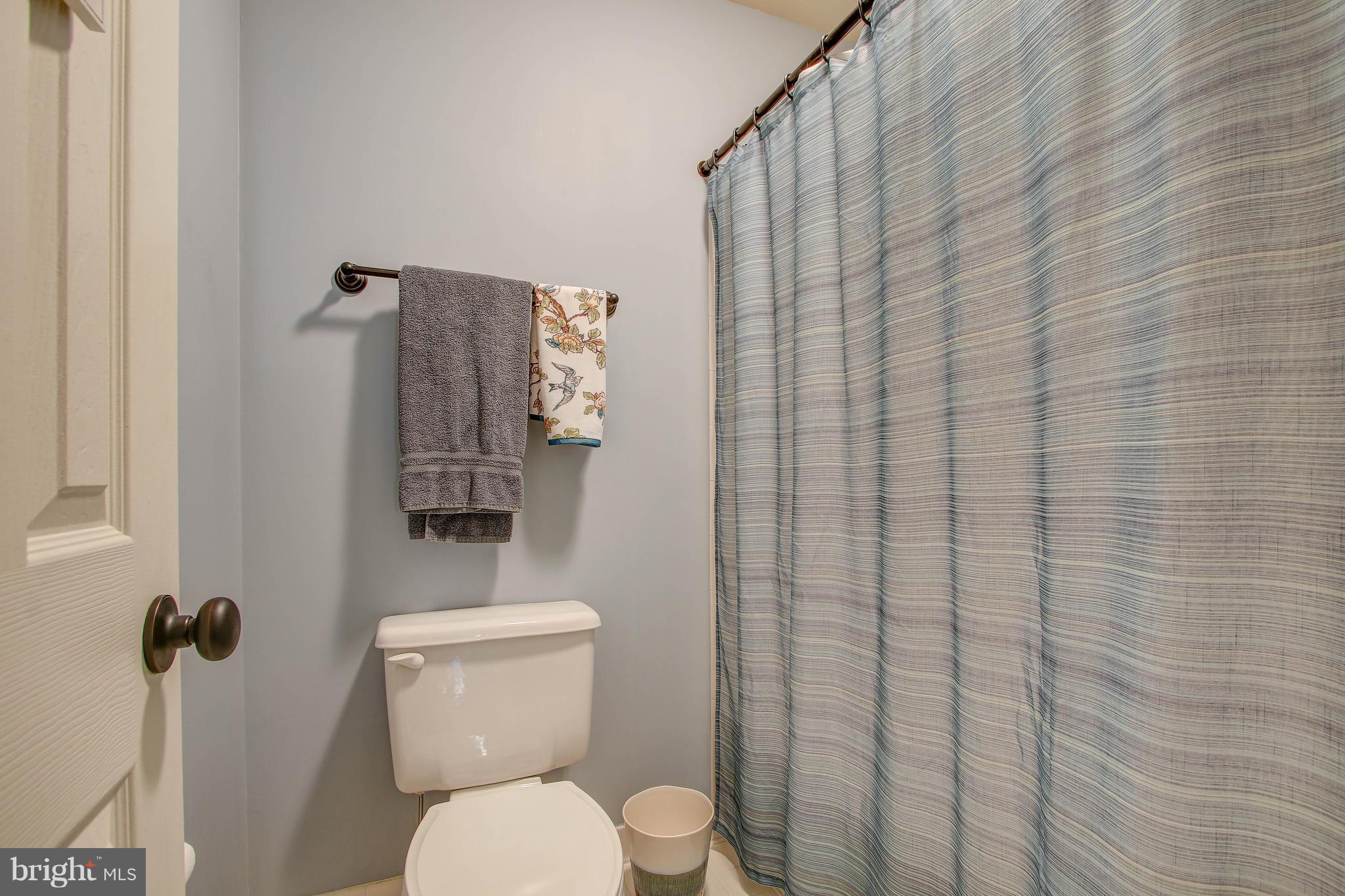 322 Tschiffely Square Road Gaithersburg, MD 20878 - Photo 23 of 30 Bath