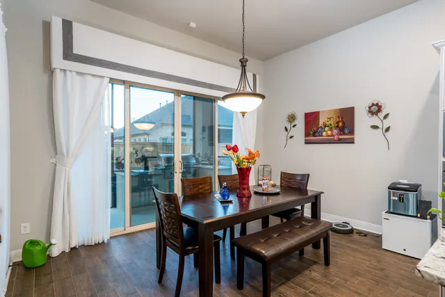 $799,000 | 10410 Southern Hawker, Conroe, TX 77385