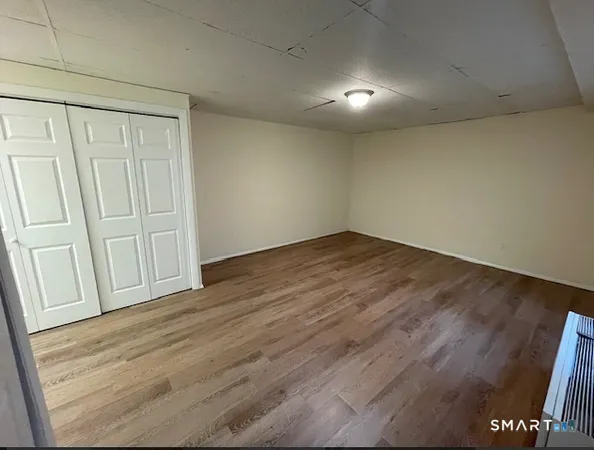 $1,550 | 106 Woodside Green, Unit 1, Stamford, CT 06905