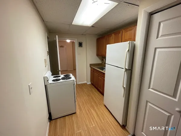 $1,550 | 106 Woodside Green, Unit 1, Stamford, CT 06905