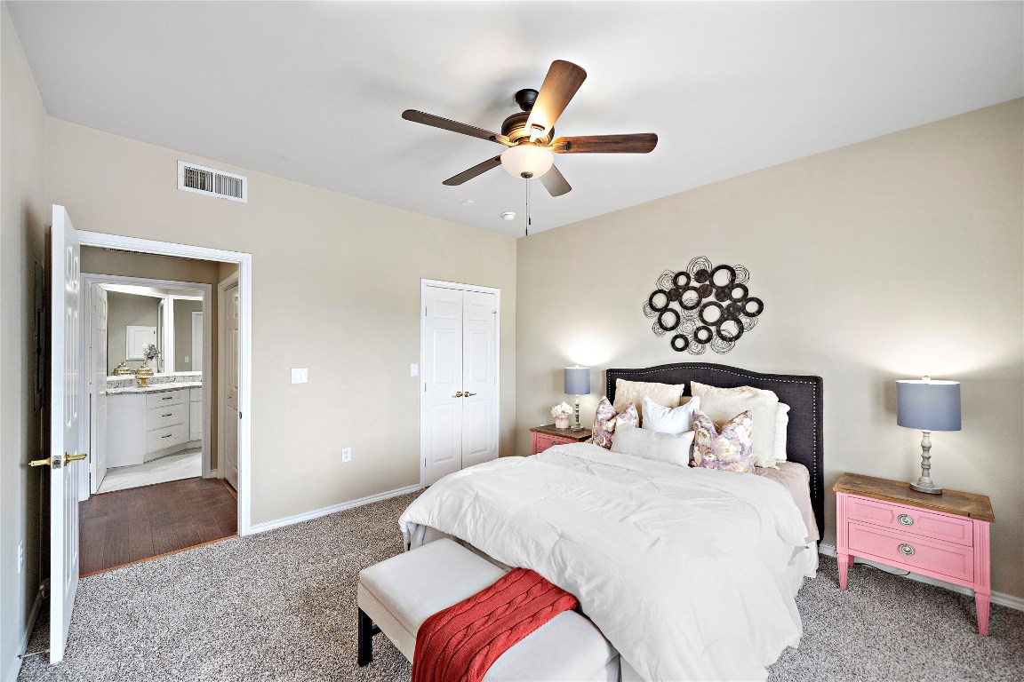 2400 McCue Road, Unit 428 Houston, TX 77056 - Photo 10 of 24