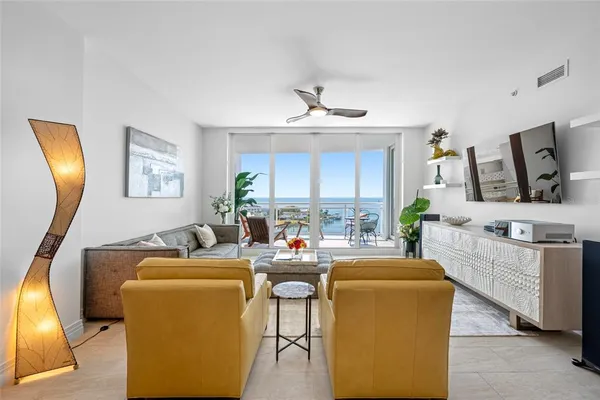 $7,000 | 1325 Snell Isle Boulevard Northeast, Unit 810, St. Petersburg, FL 33704