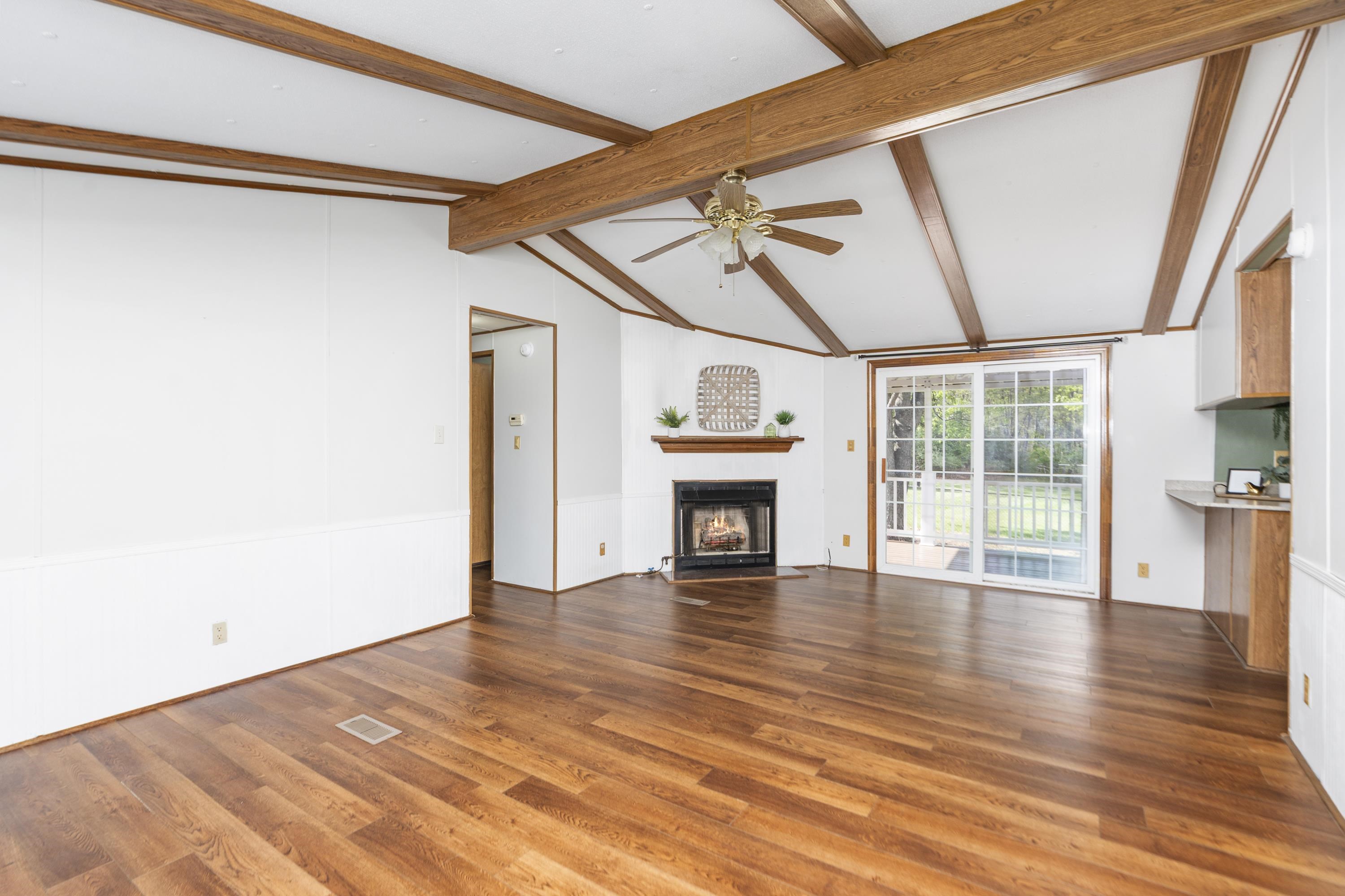 101 Thorofare Road Crimora, VA 24431 - Photo 12 of 60 Gallery Image 12