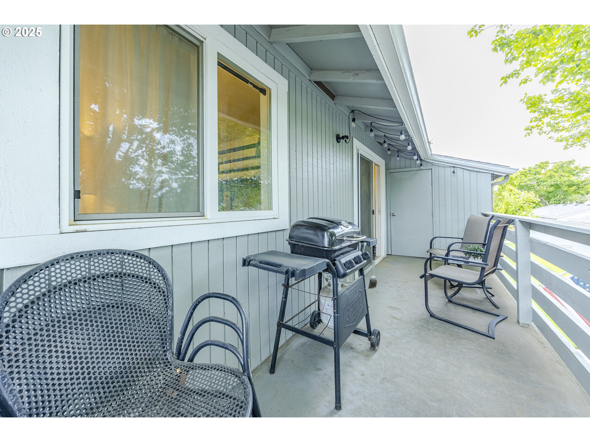650 Harlow Road, Unit 209 Springfield, OR 97477 - Photo 15 of 36