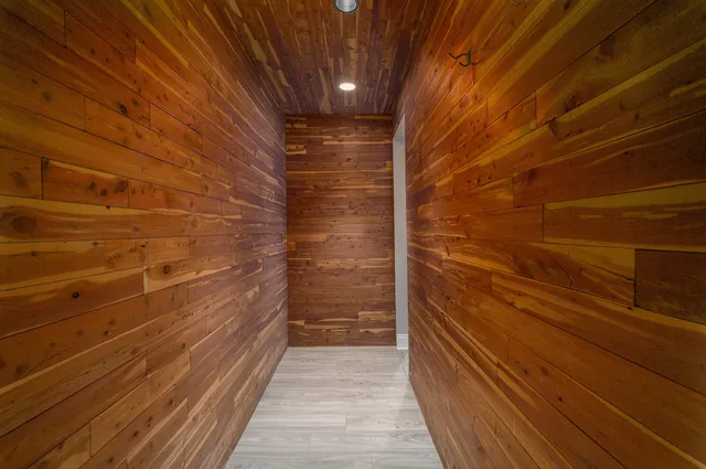 $289,999 | 4 Cour La Salle, Palos Hills, IL 60465