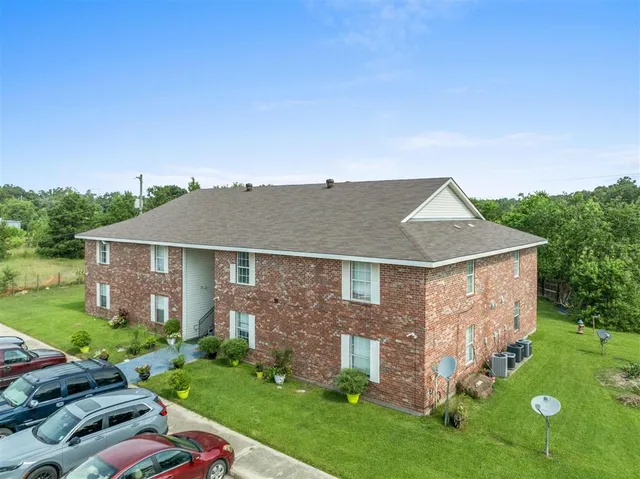 $850,000 | 705 11th Street, Kinder, LA 70648