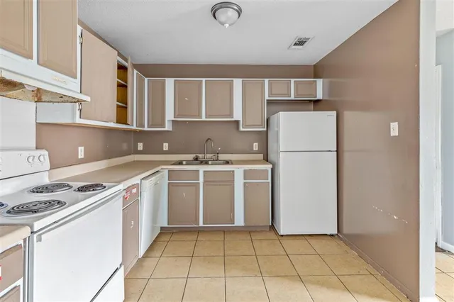 $850,000 | 705 11th Street, Kinder, LA 70648