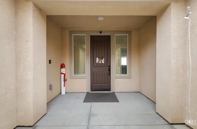 a view of utility room
