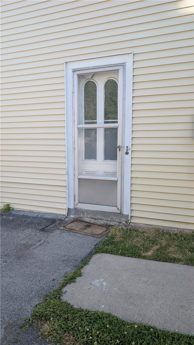 28 Vick Park B Rochester, NY 14607 - Photo 4 of 25 Rear entrance to Apt 3