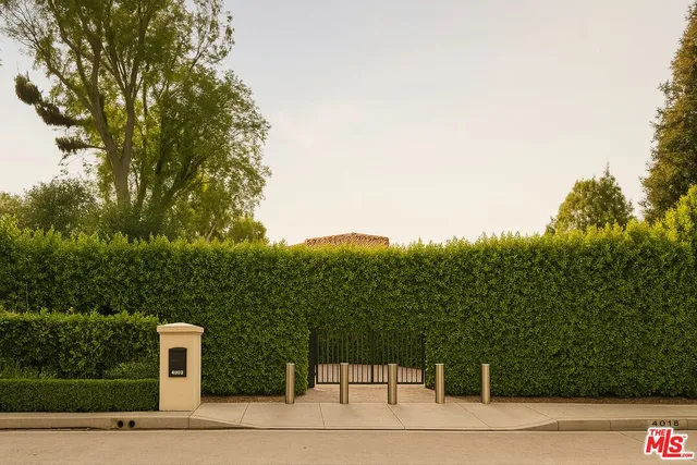 $12,450,000 | 4009 Valley Meadow Road, Encino, CA 91436