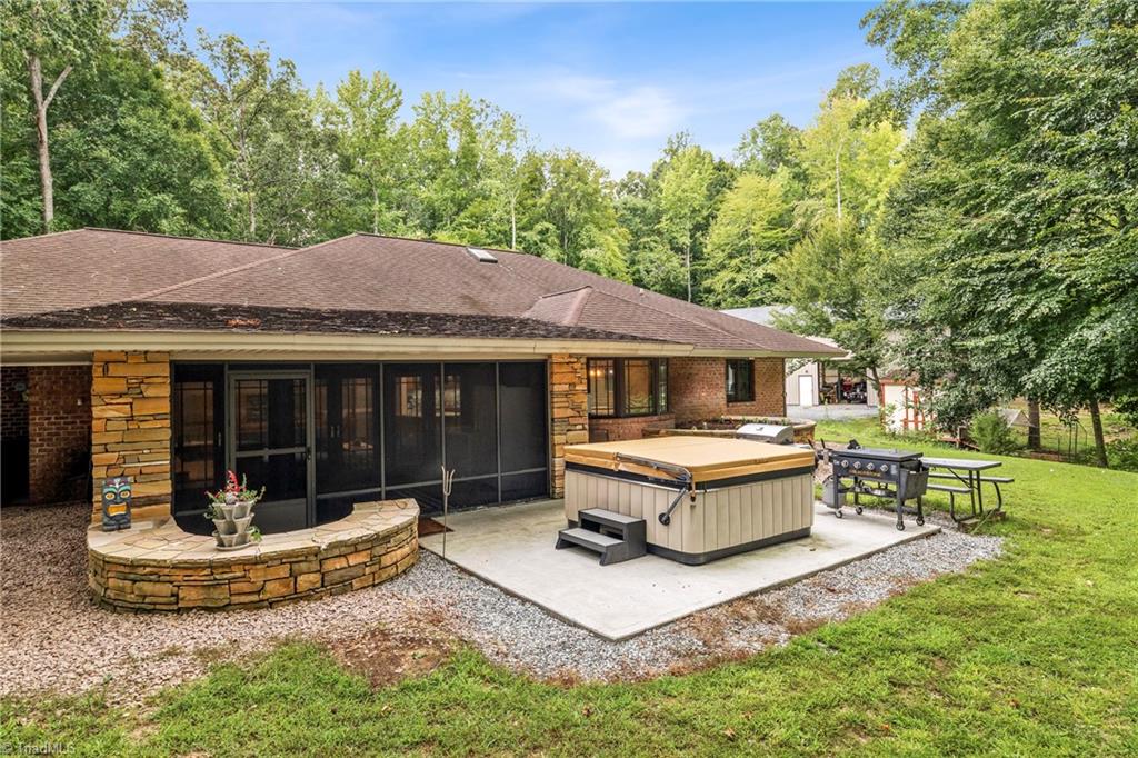 381 Hunters Point Lexington, NC 27295 - Photo 19 of 45 Gallery Image 19