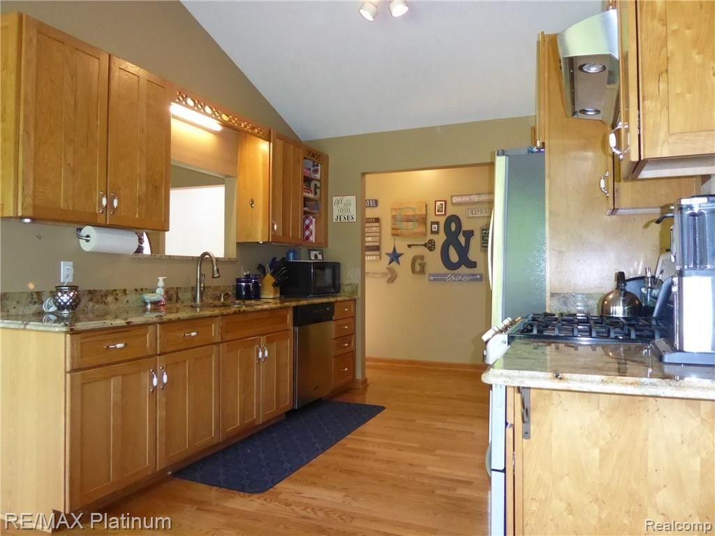 249 Dieterle Road Fowlerville, MI 48836 - Photo 8 of 36 Kitchen 1.JPG