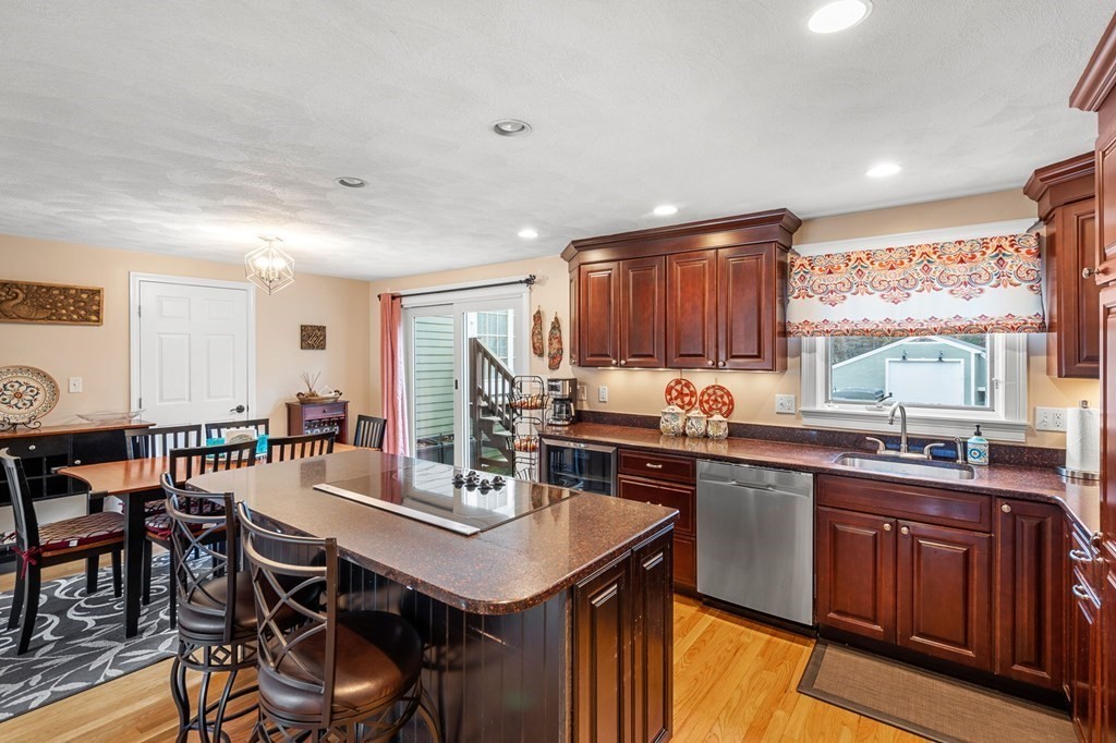 230 Cart Path Road Tewksbury, MA 01876 - Photo 10 of 36 Gallery Image 10