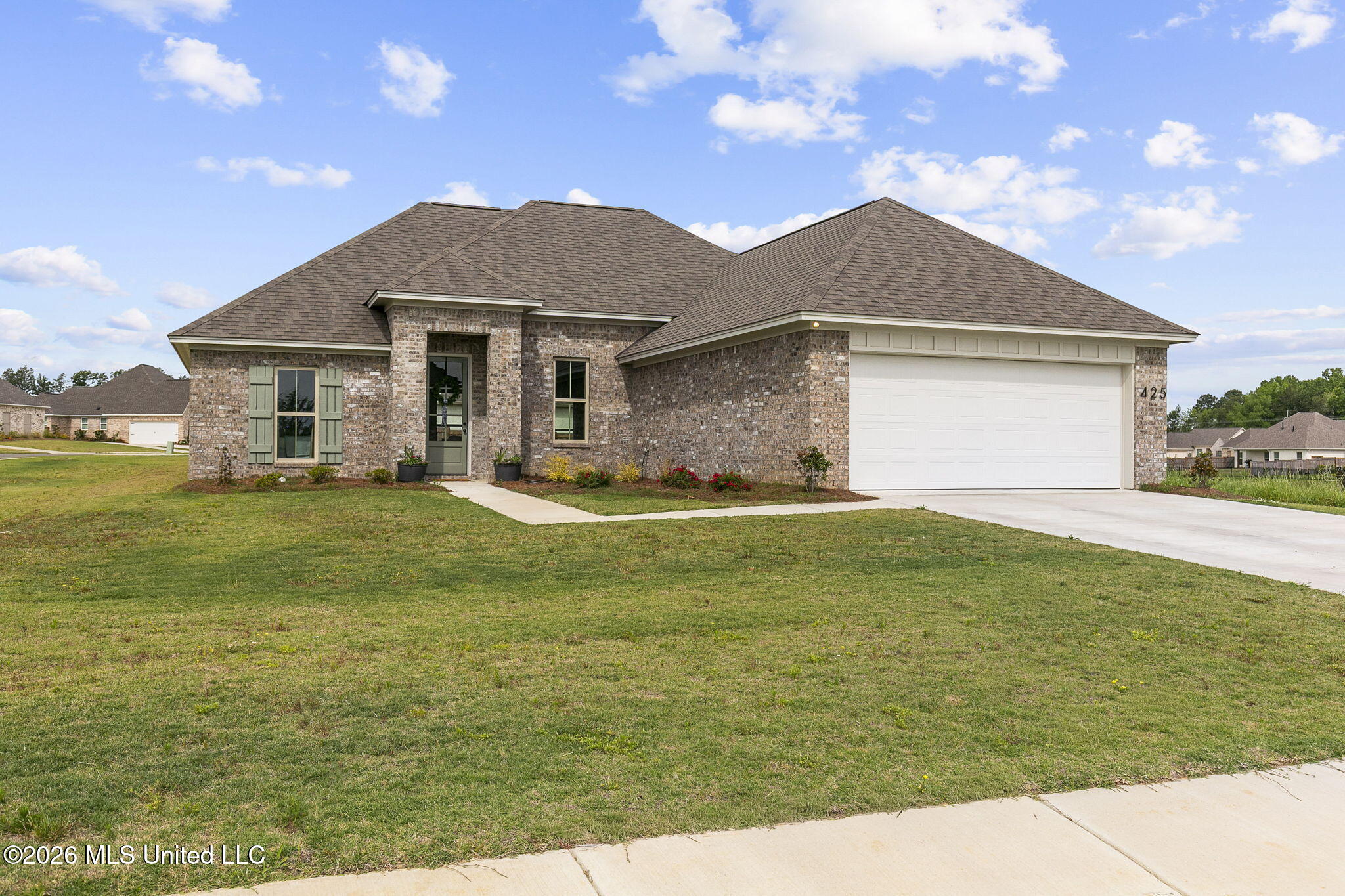425 Baleigh Way Canton, MS 39046 - Photo 2 of 56 2-web-or-mls-425 Baleigh-2