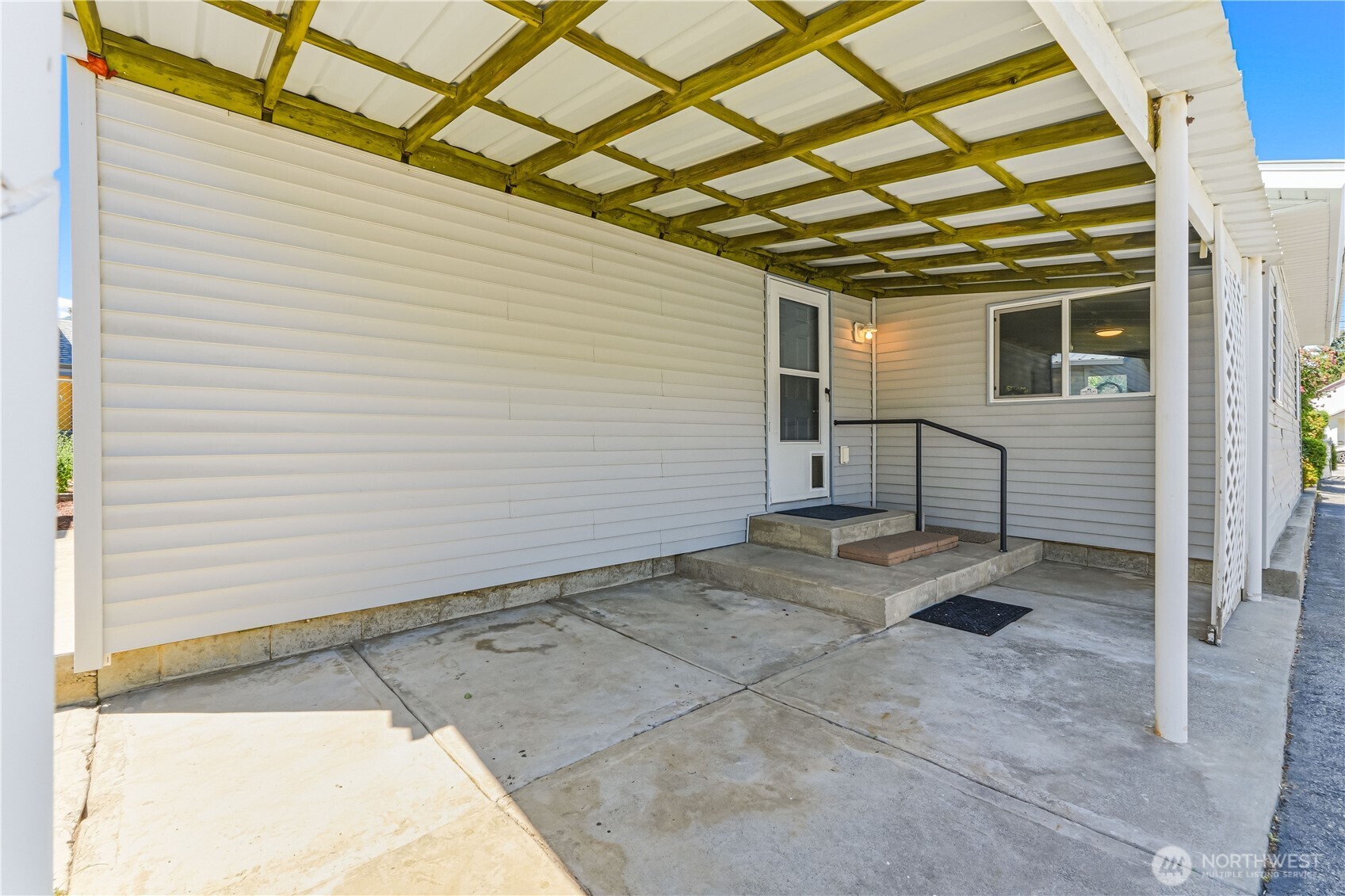1321 9th Street Wenatchee, WA 98801 - Photo 15 of 24